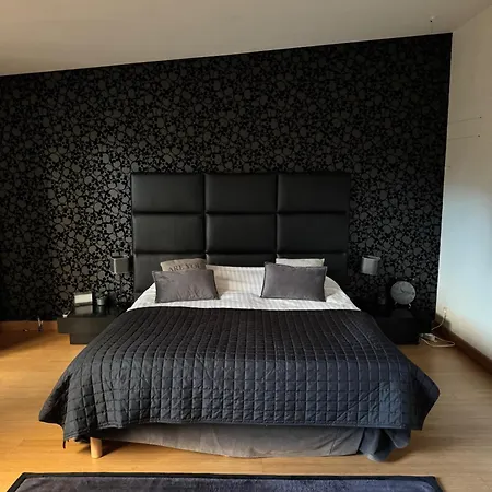 Apartment Plaisir Du Jardin